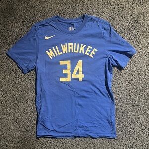 Nike Milwaukee Bucks T-Shirt